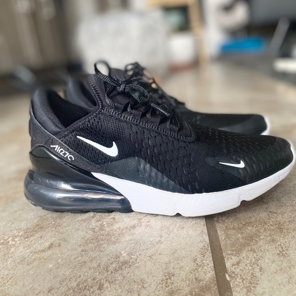 Men’s Nike AirMax shoe barely worn - Picture 5 of 6